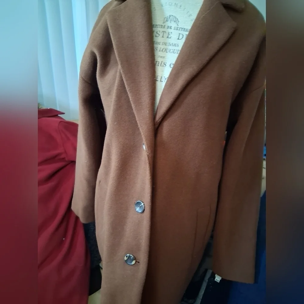 Elegant Brown Women's Coat